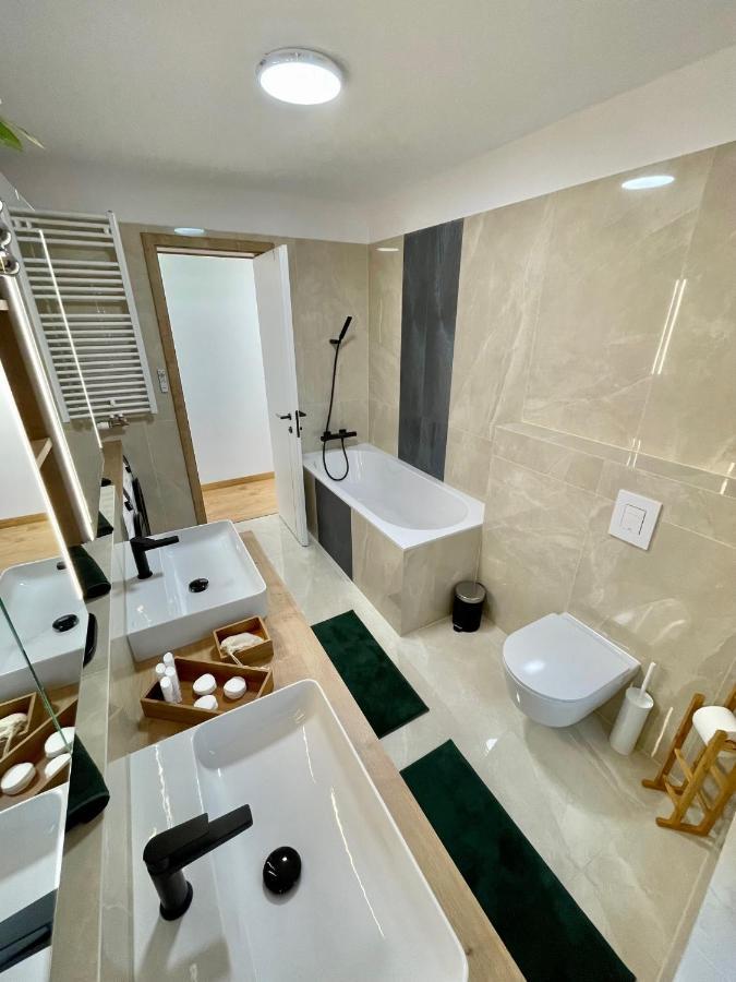 דירות בודפשט Centropolitan Penthouse #Jacuzzi #Freeparking מראה חיצוני תמונה