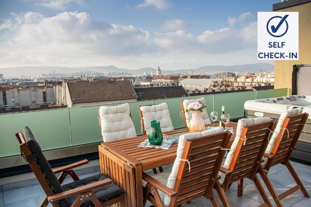 דירות בודפשט Centropolitan Penthouse #Jacuzzi #Freeparking מראה חיצוני תמונה